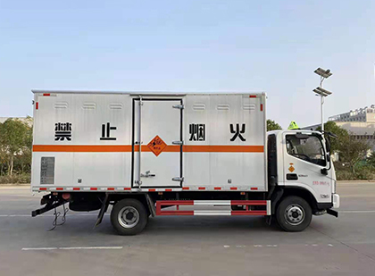 珙县爆破器材运输车