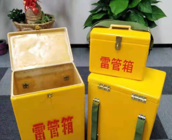 珙县玻璃钢雷管箱有哪些特点