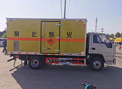 珙县爆破器材运输车技术升级与安全合规新趋势